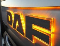 Verlicht DAF front logo